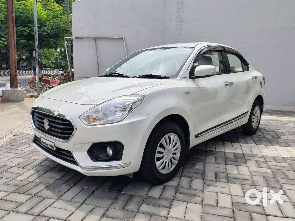 Maruti Suzuki Swift Dzire Amt Vxi, 2017, Petrol