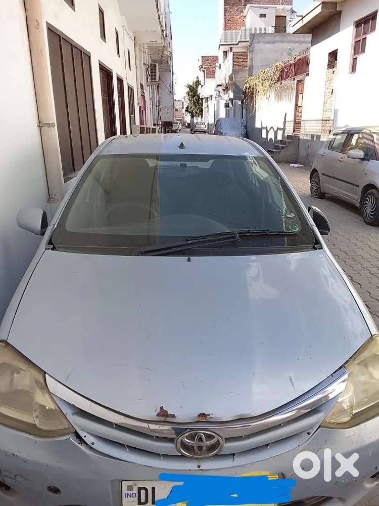 Toyota Etios Liva 2011 Petrol 165000 Km Driven
