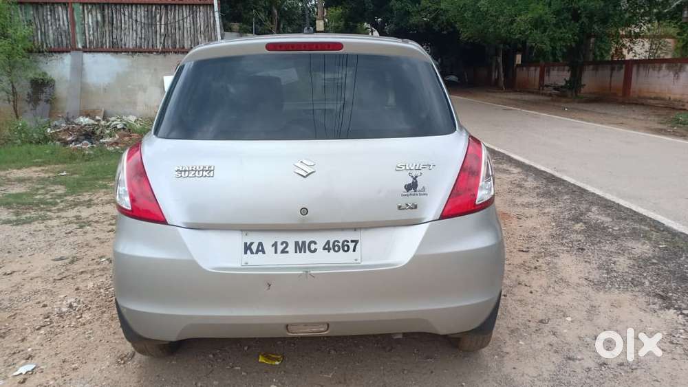 Maruti Suzuki Swift 1.2 Lxi (o), 2011, Petrol