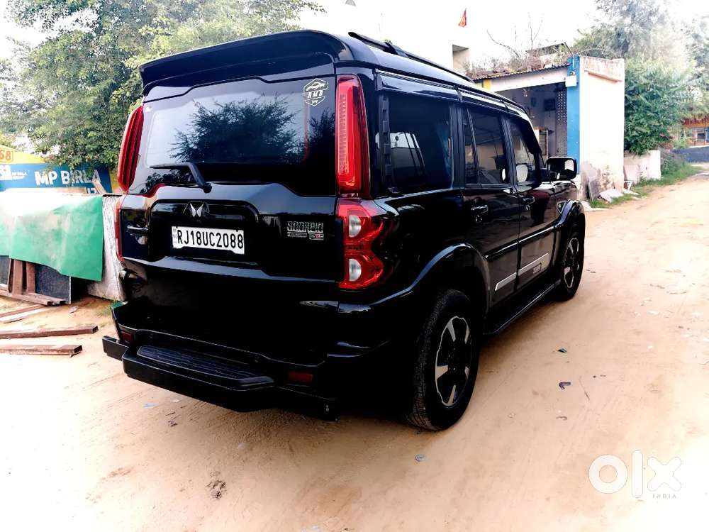 Mahindra Scorpio Classic 2023