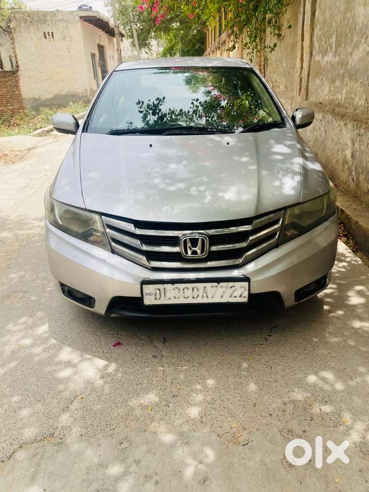 2013 Honda Petrol Cgn कार