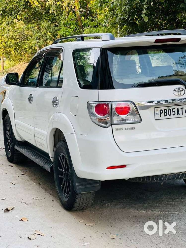 Toyota Fortuner 4x2 At 2.8 Diesel, 2012, Diesel