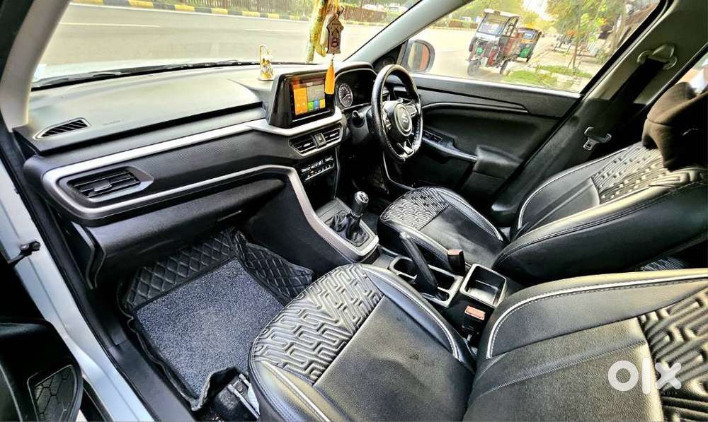 Maruti Suzuki Brezza Vxi S-cng, 2024, Petrol