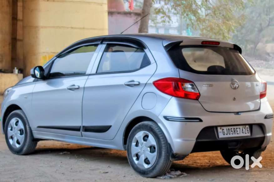Tata Tiago 1.2 Revotron Xt, 2017, Petrol