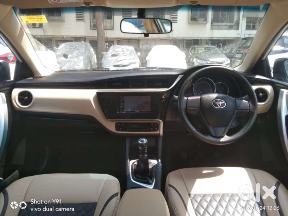 Toyota Corolla Altis 2013-2017 D-4d J, 2017, Diesel