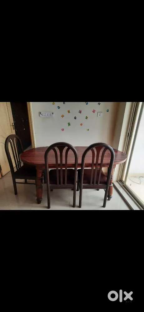 Dinning table with four chairs