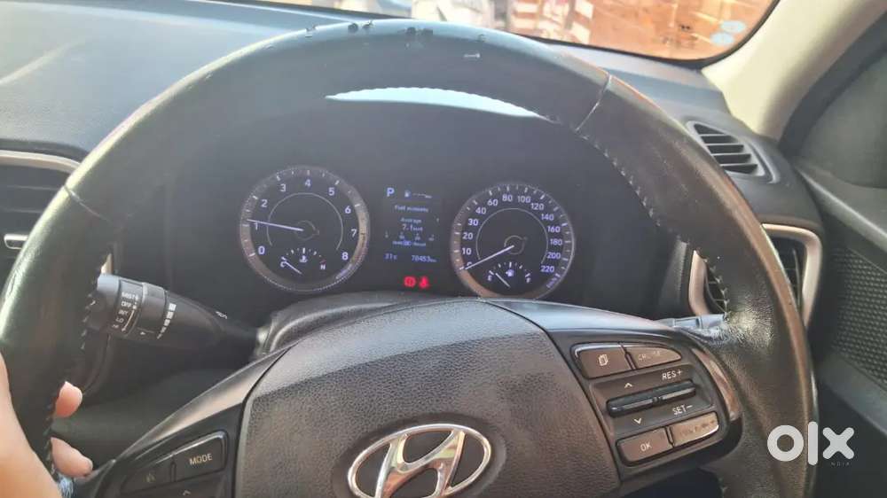 Hyundai Venue Turbo 2019, With Sunroof