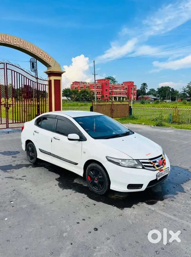 Honda City Petrol Manual 2012 Variant