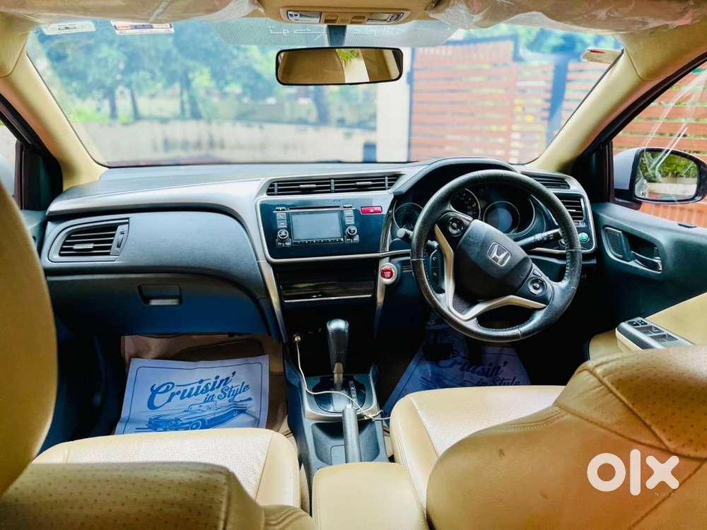 Honda Petrol Automatic 2015 Car