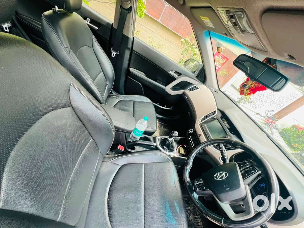 Black Creata Best Condition + Sunroof