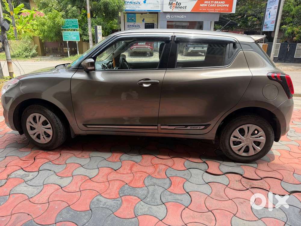 Maruti Suzuki Swift 2018 Amt Vxi, 2022, Petrol