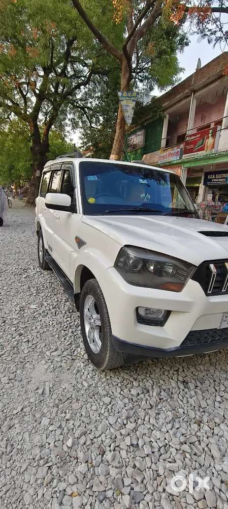 Mahindra Scorpio 2015 Diesel Well Maintained