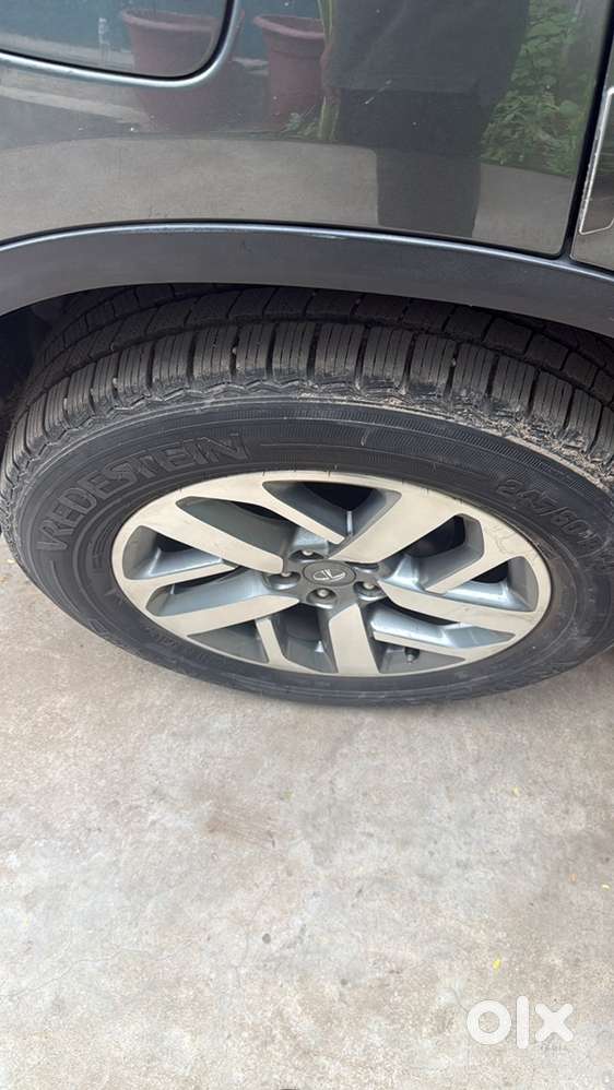 2023 Tata Safari Diesel Automatic