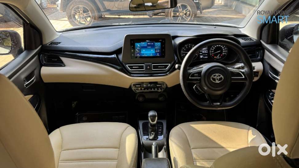 Toyota Glanza, 2023, Petrol