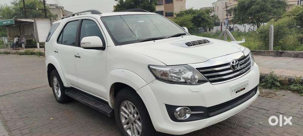 Toyota Fortuner 3.0 4x2 Mt, 2012, Diesel