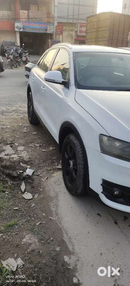 Audi Q3 2013 Diesel 110000 Km Driven