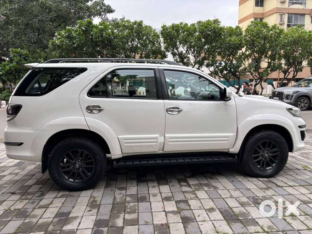 Toyota Fortuner 4x4 At, 2015, Diesel