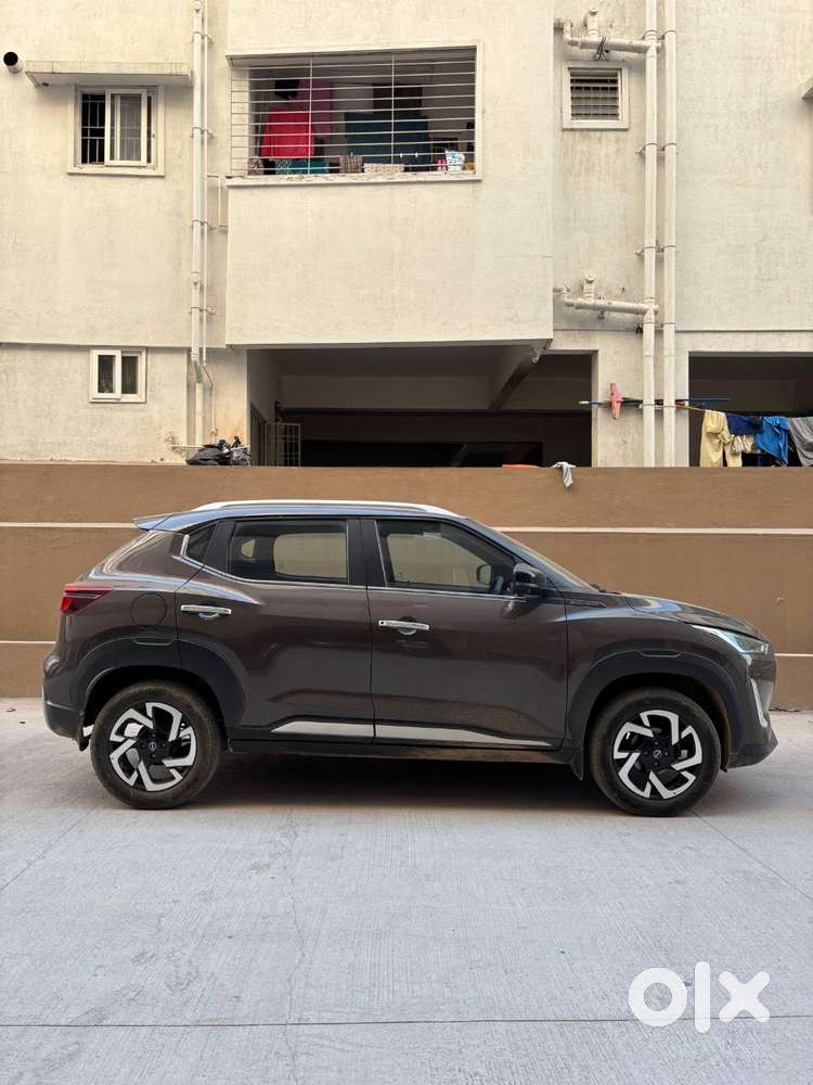 Nissan Magnite Xv Premium Turbo Mt