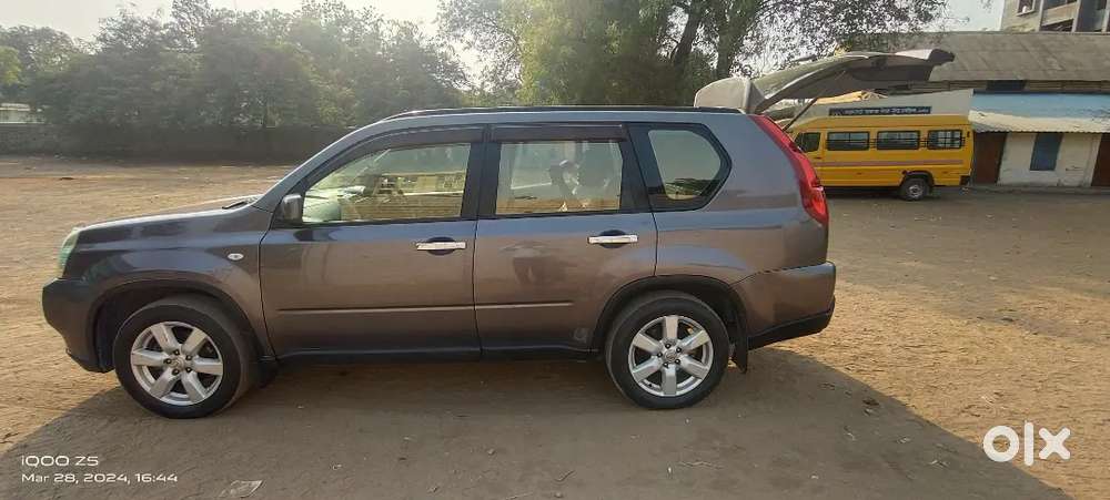 Nissan X-trail 2011 Diesel 85000 Km Driven