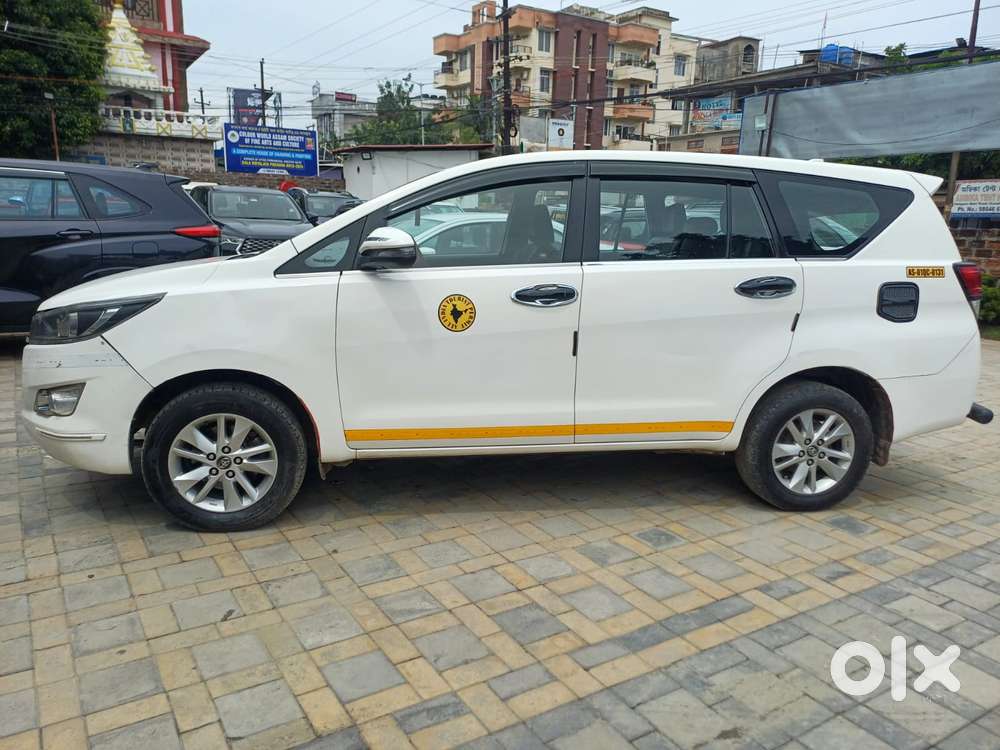 Toyota Innova Crysta 2.4 G Mt 8s, 2019, Diesel