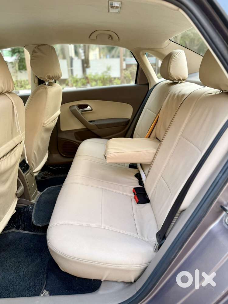 Skoda Rapid Elegance 1.6 Mpfi At, 2012, Petrol