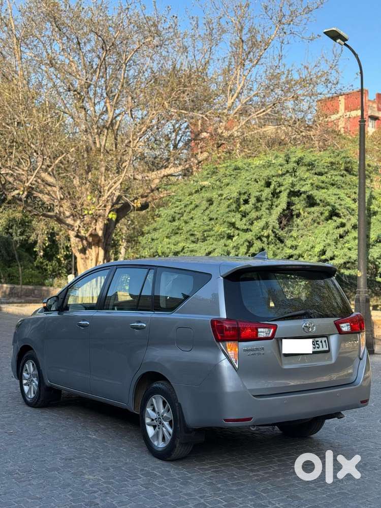 Toyota Innova Crysta [2020-ongoing] 2.4 Vx 8 Str, 2018, Diesel