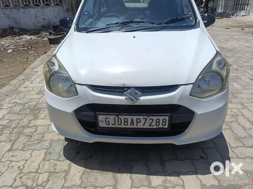 White Alto Good Condition With 60% Tyre New Battery