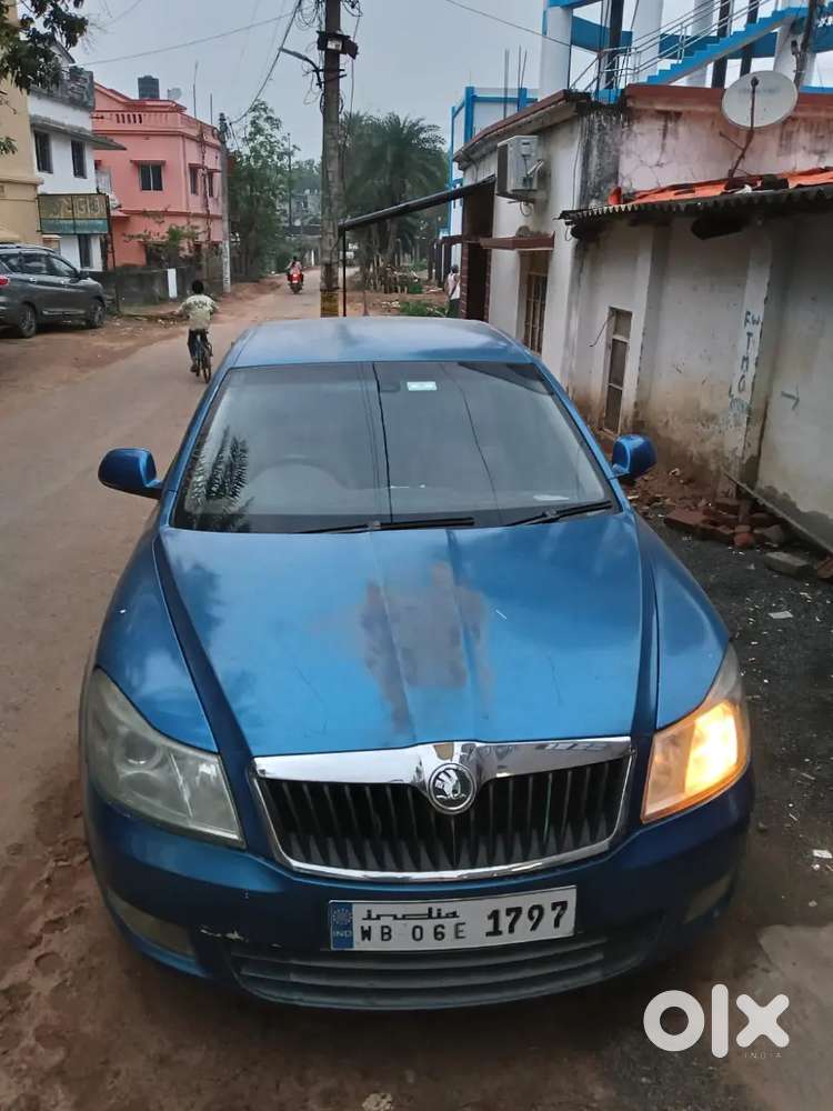 Skoda Laura 2010 Diesel 100000 Km Driven