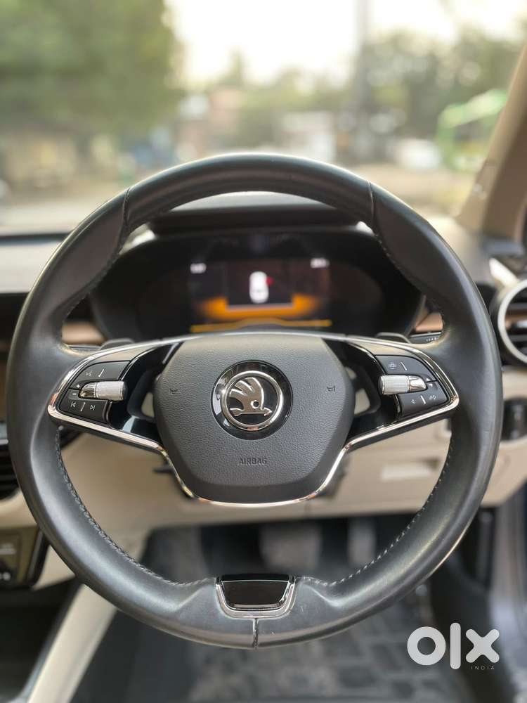 Skoda Slavia 1.5 Tsi Style At, 2024, Petrol
