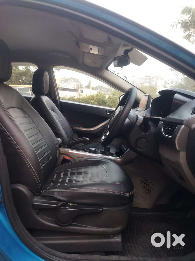 Tata Nexon 1.5 Revotorq Xz Plus Dual Tone, 2018, Petrol