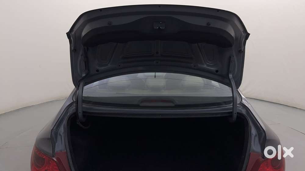 Hyundai Verna Fluidic 1.6 Vtvt Sx Opt, 2012, Petrol