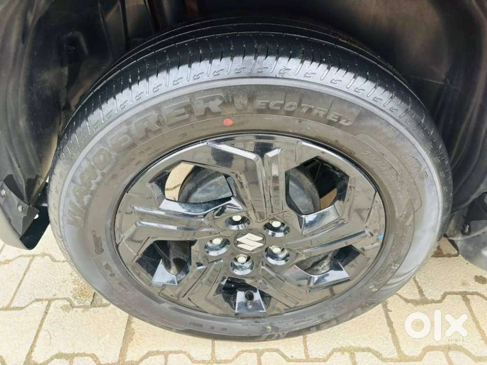Maruti Suzuki Brezza 1.5 Zxi Smart Hybrid, 2024, Petrol