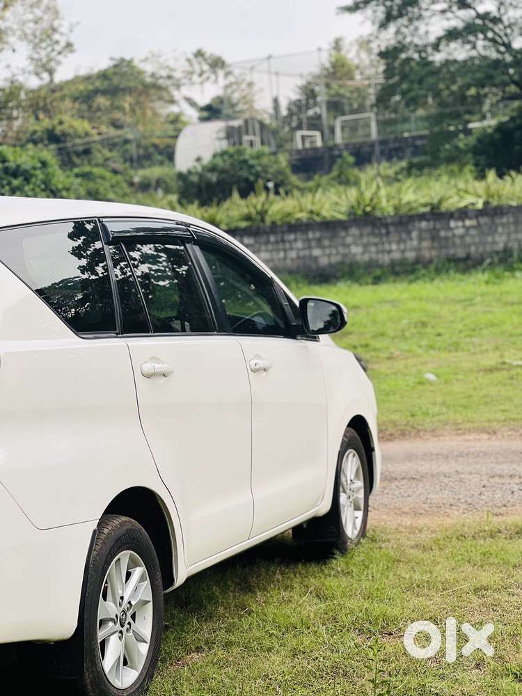 Toyota Innova Crysta 2.4 G Mt, 2018, Diesel