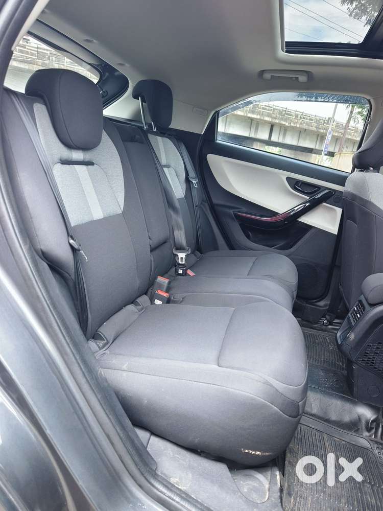 Tata Nexon Creative Plus S 1.2 Revotron Petrol 6 Mt, 2025, Petrol