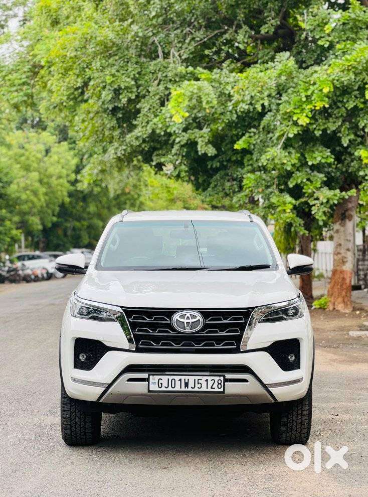 Toyota Fortuner 4x2 At 2.8 Diesel, 2022, Diesel