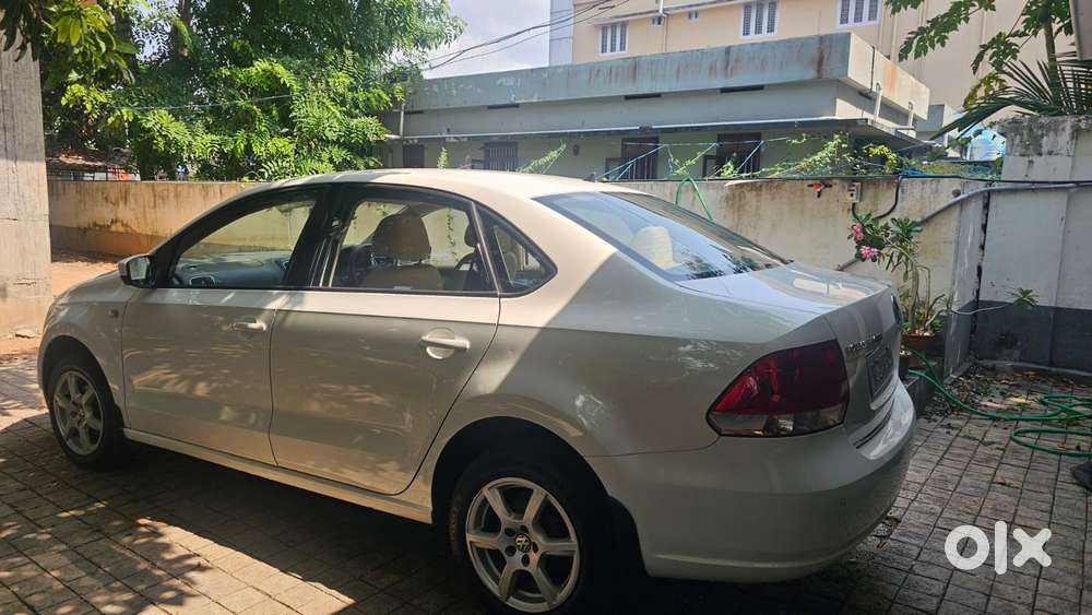 Volkswagen Vento 2010-2013 Petrol Highline, 2014, Petrol