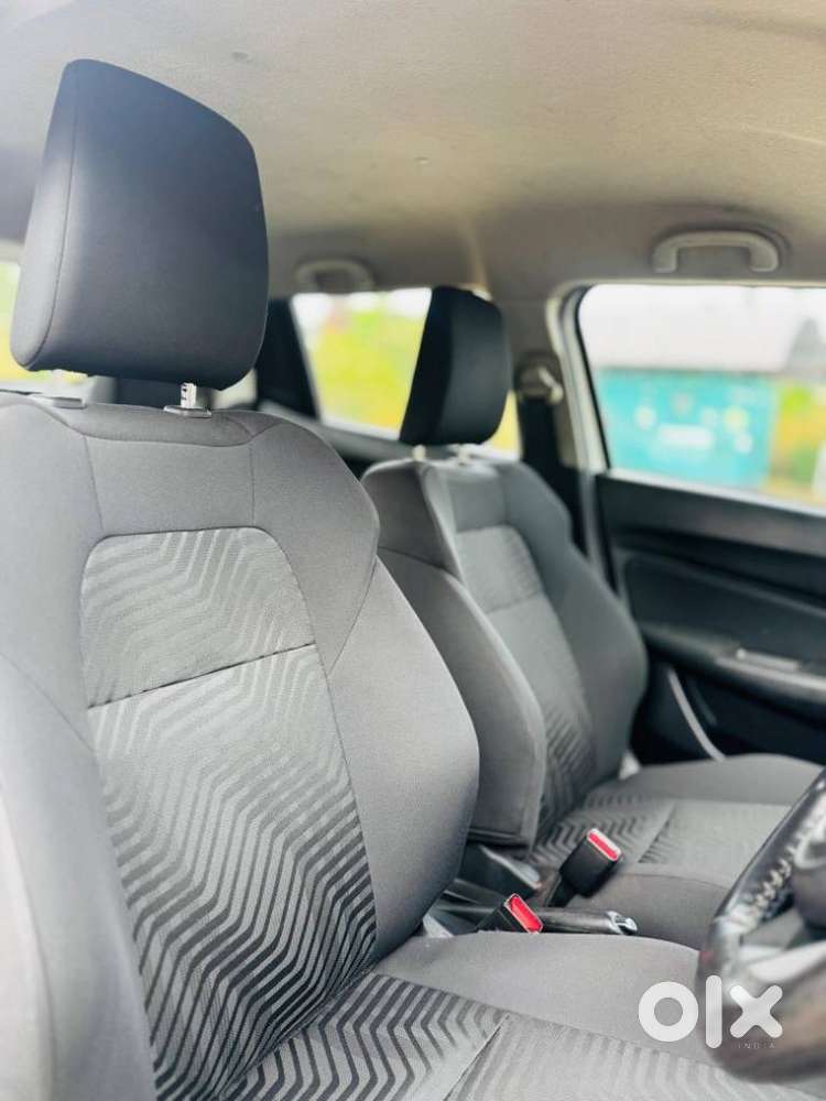 Maruti Suzuki Swift Vxi + Manual, 2023, Petrol