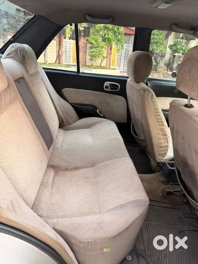 Maruti Esteem Vx 2006