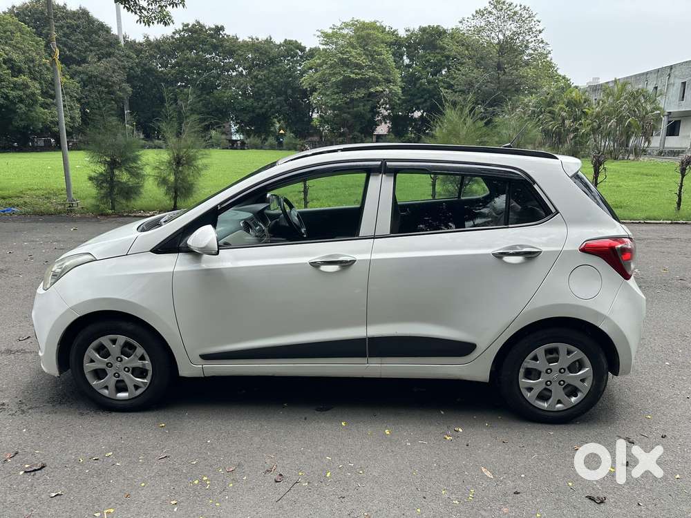 Hyundai Grand I10 1.2 Kappa Sportz Option, 2015, Cng & Hybrids