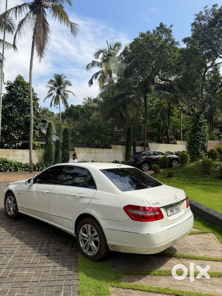 Mercedes-benz E-class 2012