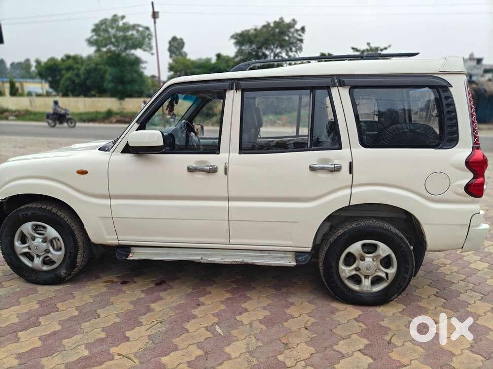 Mahindra Scorpio Lx, 2012, Diesel