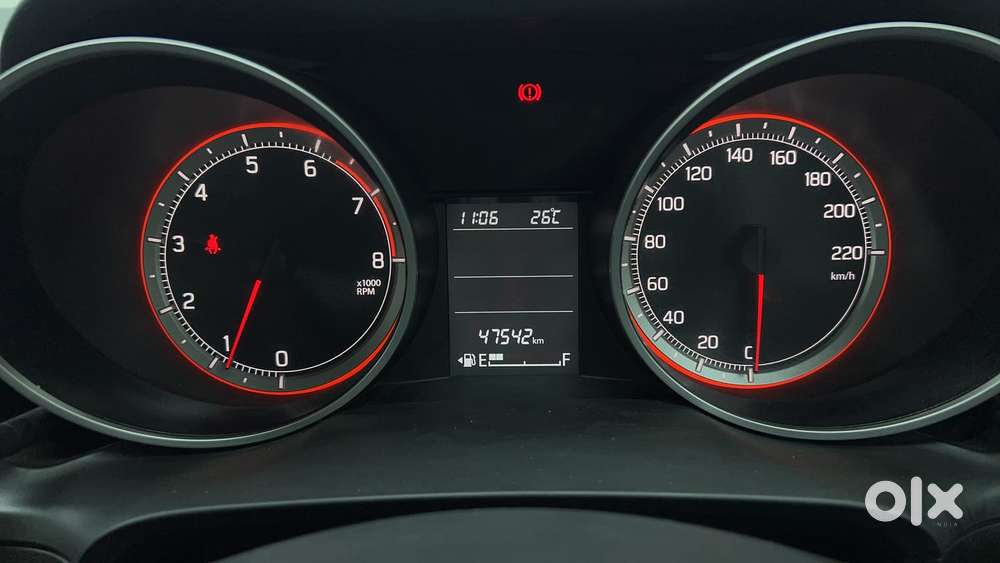 Maruti Suzuki Swift 1.3 Zxi, 2022, Petrol