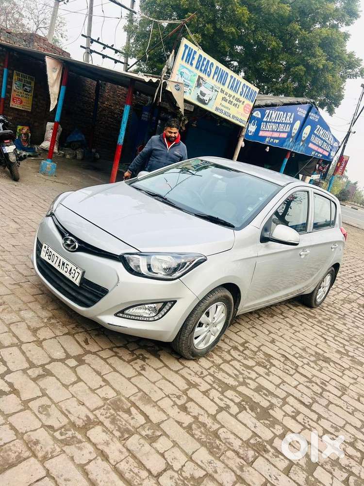 Hyundai New I20 2013 Diesel Tyre Ok. All Part Original