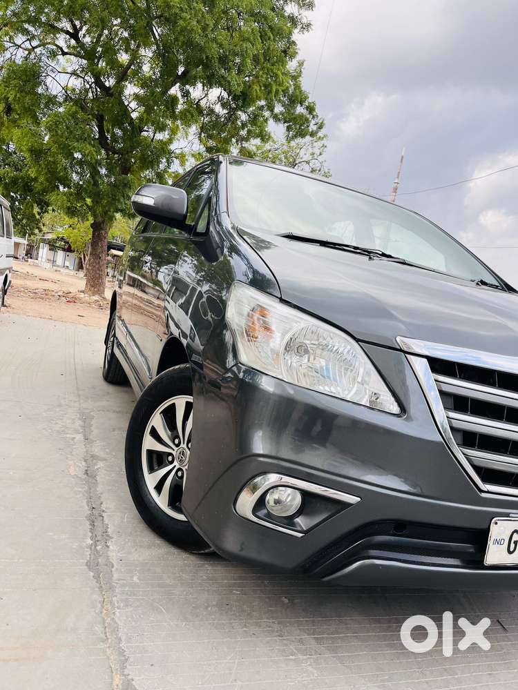 Toyota Innova 2.5 Vx 8 Str, 2015, Diesel