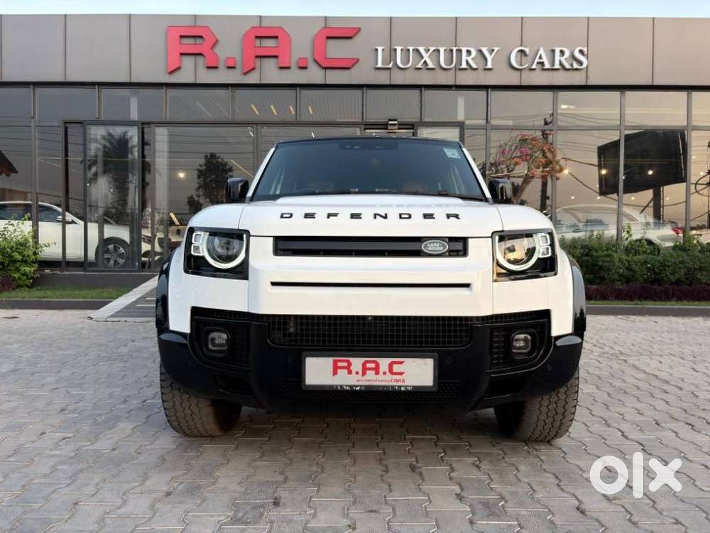 Land Rover Defender 3.0 L 130 Hse, 2023, Diesel