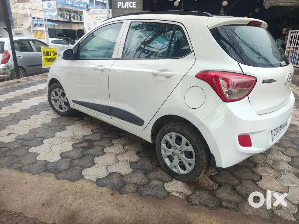 Hyundai Grand I10 1.2 Kappa Sportz Option, 2015, Petrol