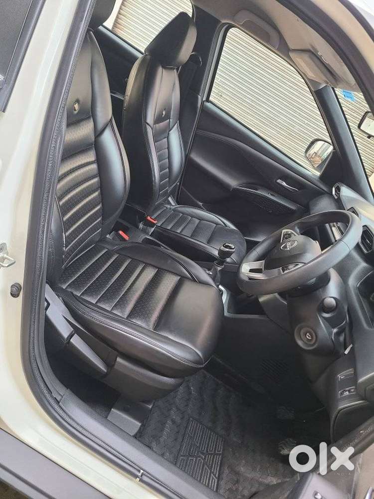 Nissan Magnite, 2025, Petrol