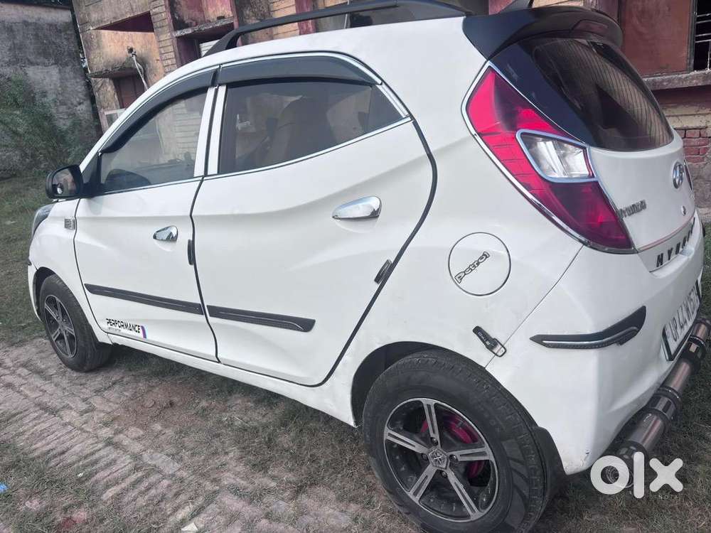 Hyundai Eon 2012 Lpg Well Maintained