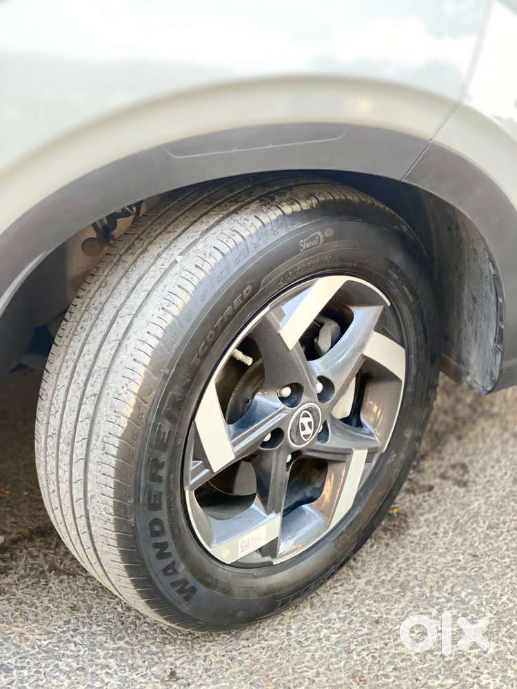 Hyundai Venue Sx Mt, 2020, Petrol