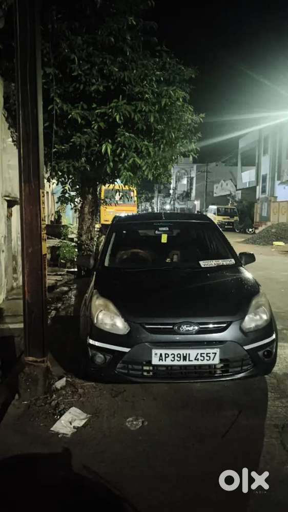Ford Figo Petrol Manual 2011